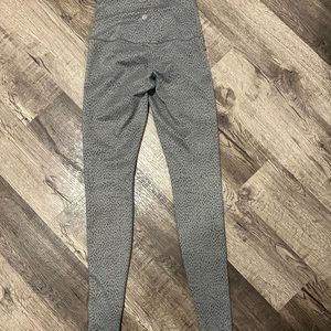 Lululemon high rise leggings with leopard print.